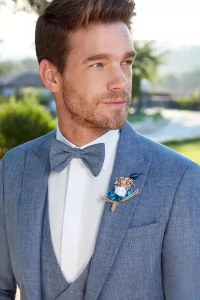 costume-dhomme-pour-mariage-elegant-blue-annecy