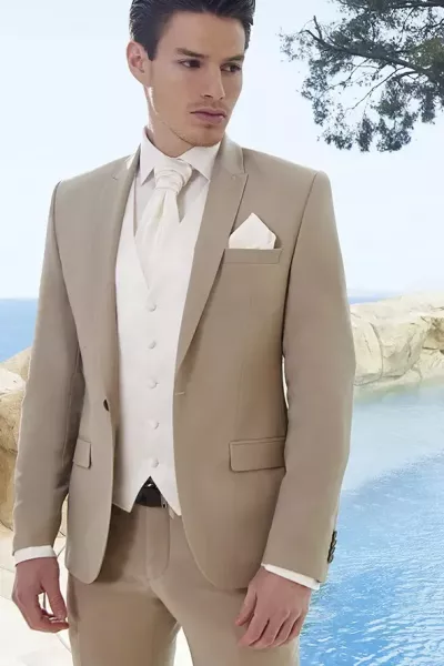 costume-homme-mariage-romantique-beige-pas-cher-annecy